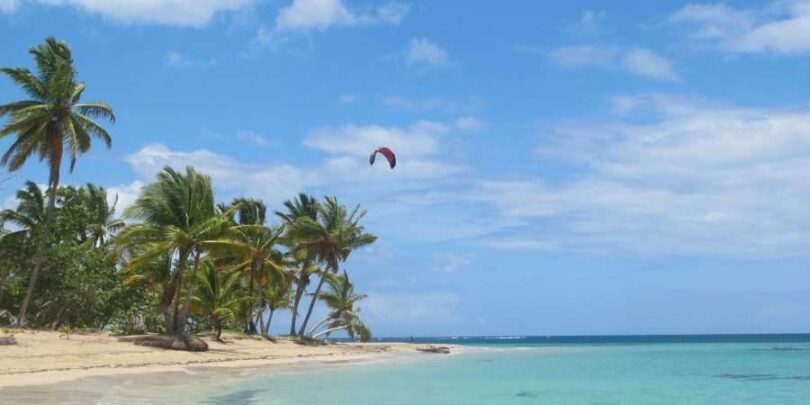 Deportes acuáticos en El Portillo en Dominicana