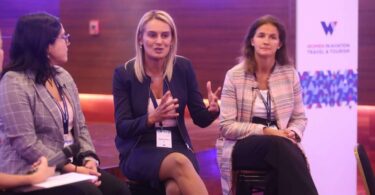 women in aviation Carla Guttner Pamela Suarez y Maria Julia Poratelli