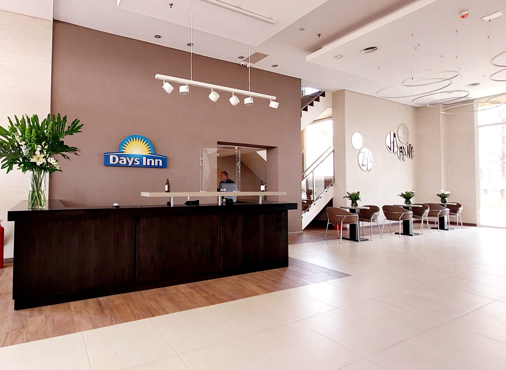 DAYS INN ZARATE