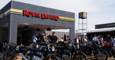 Stand Royal Enfield Argentina en Autoclasica 2022