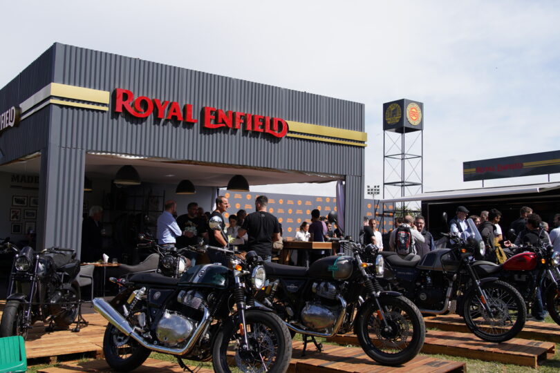 Stand Royal Enfield Argentina en Autoclasica 2022